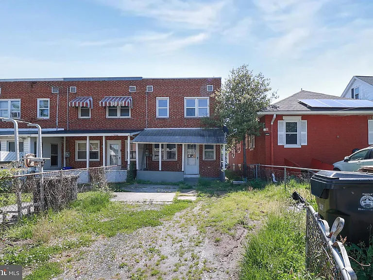 3214 N 6th St — Photo 32