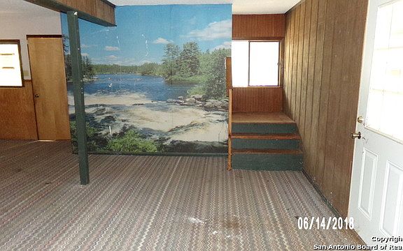 3rd image of 1039 Eastside Dr