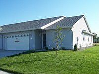 1st image of 547 Oakwood Dr