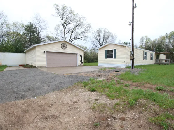 6163 Crocker Rd, Holton, MI 49425
