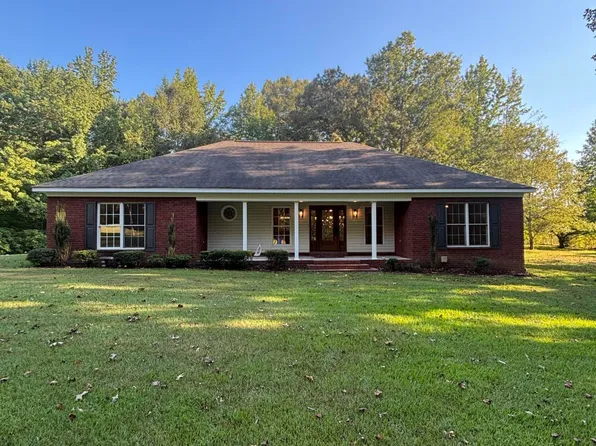 283 Aaron Rd, Sarah, MS 38665