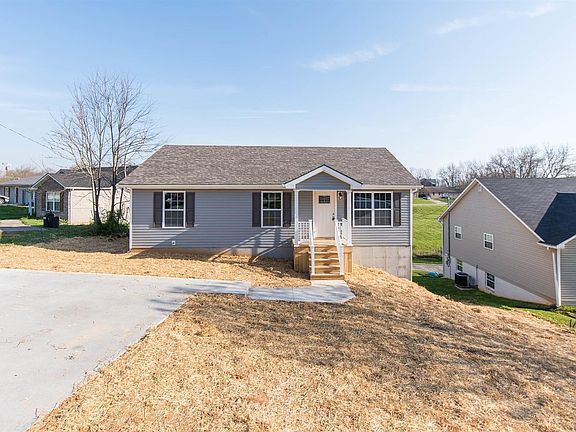 2nd image of 224 Juniper Ct