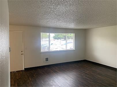 3rd image of 2303 Jefferson St #2