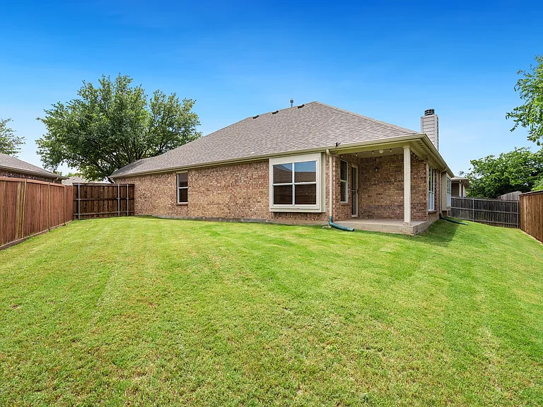 4529 Sheldon Trl — Photo 30