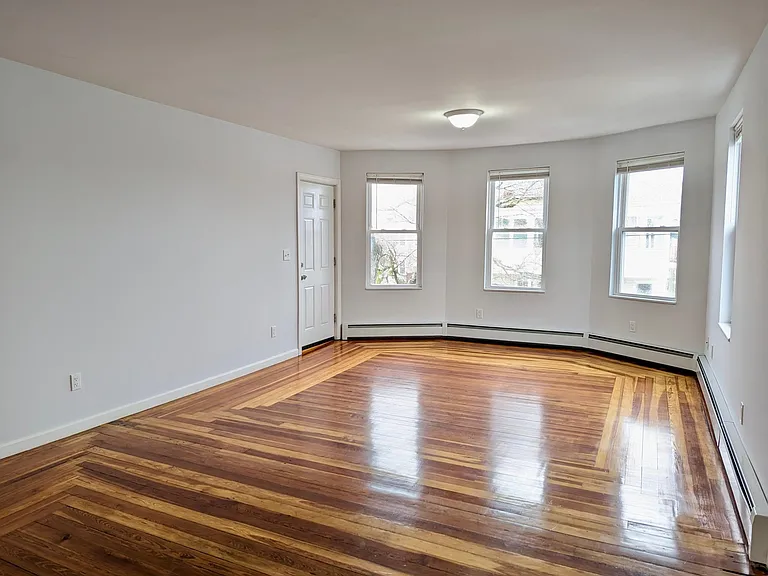140 Branscomb St #2 — Photo 23