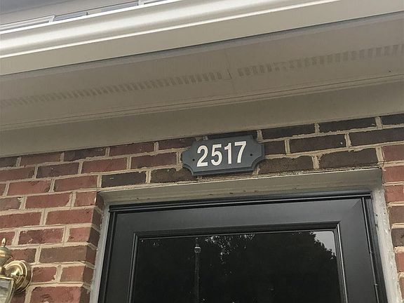 2nd image of 2517 Hitchcock Dr