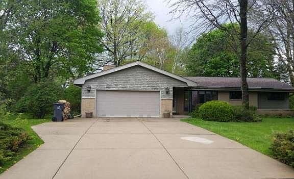 2nd image of 5391 S Balboa Dr
