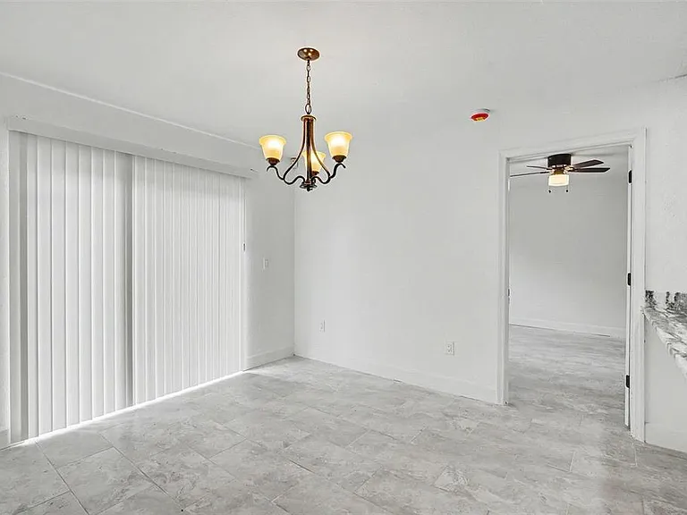 1128 Neville Ave — Photo 6