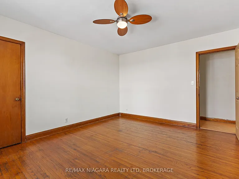 136 Haig St #1 — Photo 12