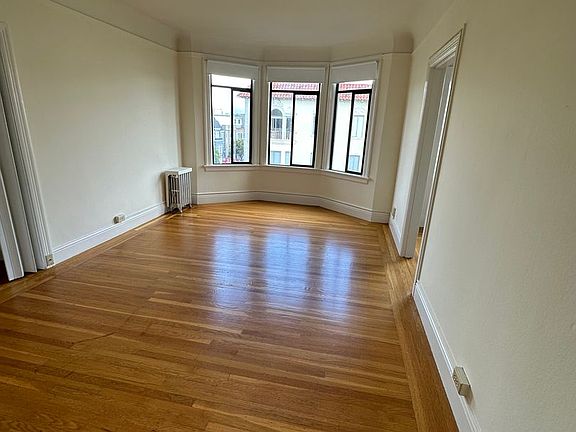 5th image of 2395 Francisco St APT 303