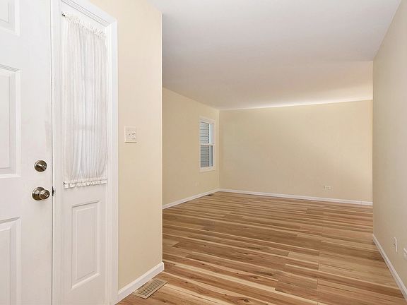 2nd image of 247 Pebble Creek Dr