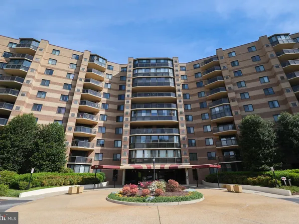 8380 Greensboro Dr APT 318, Mc Lean, VA 22102