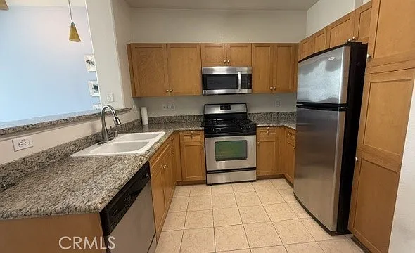 100 S Alameda #206 — Photo 4