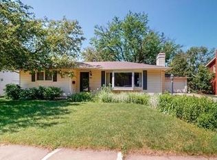 811 28th St NW, Rochester, MN 55901