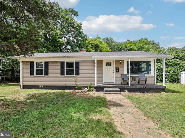 211 Howison Ave, Fredericksburg, VA 22401