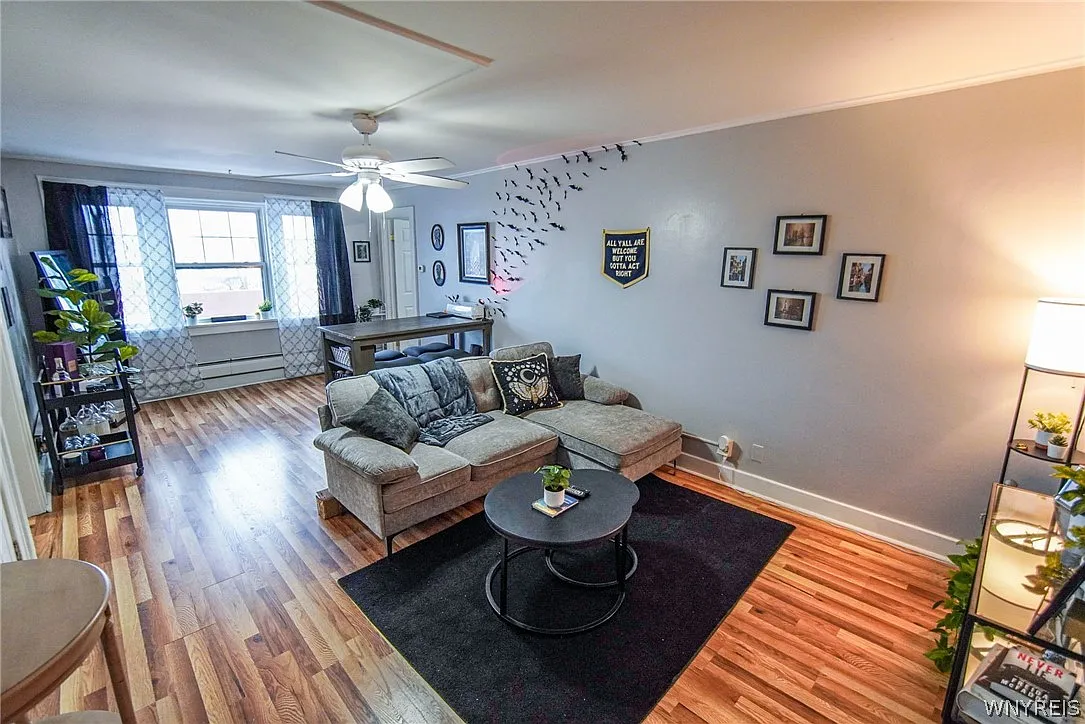 1 bed, 1.0 bath, 700 sqft, $1,250 — Photo 3