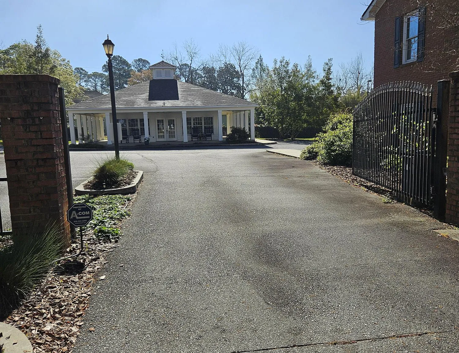 2 bed, 1200 sqft, $1,250 — Photo 3