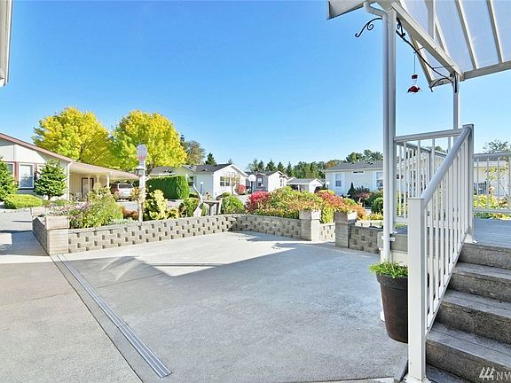 2nd image of 14727 43rd Ave NE Unit 69