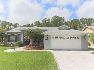 12010 Blaze Ln, New Port Richey, FL 34654