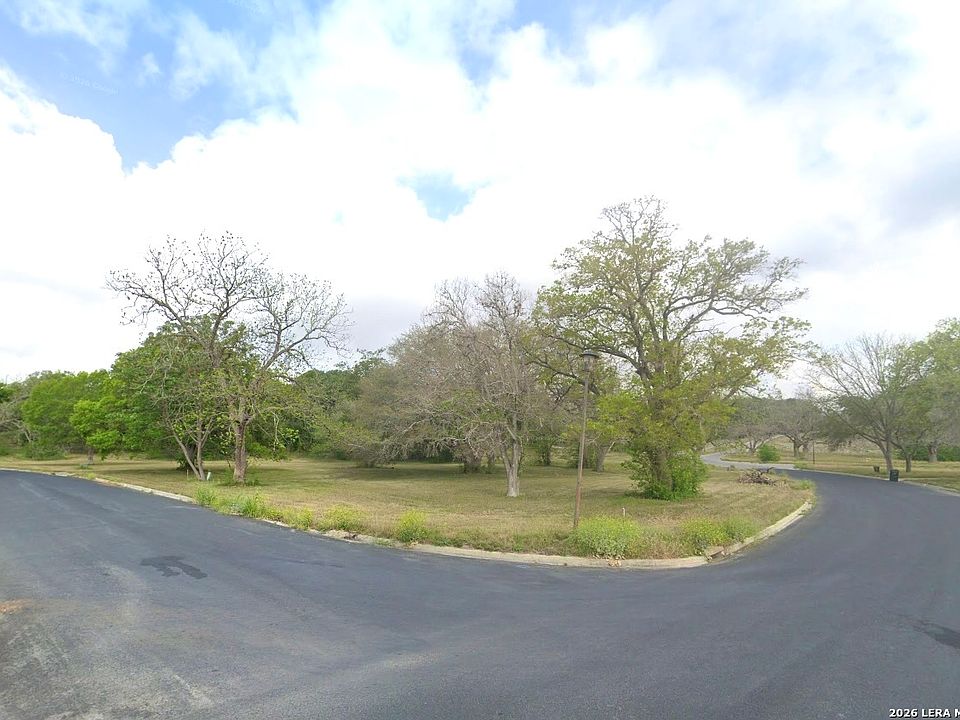 1st image of 132 W Hampton LOT 4