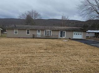 5604 Grapefield Rd, Bastian, VA 24314