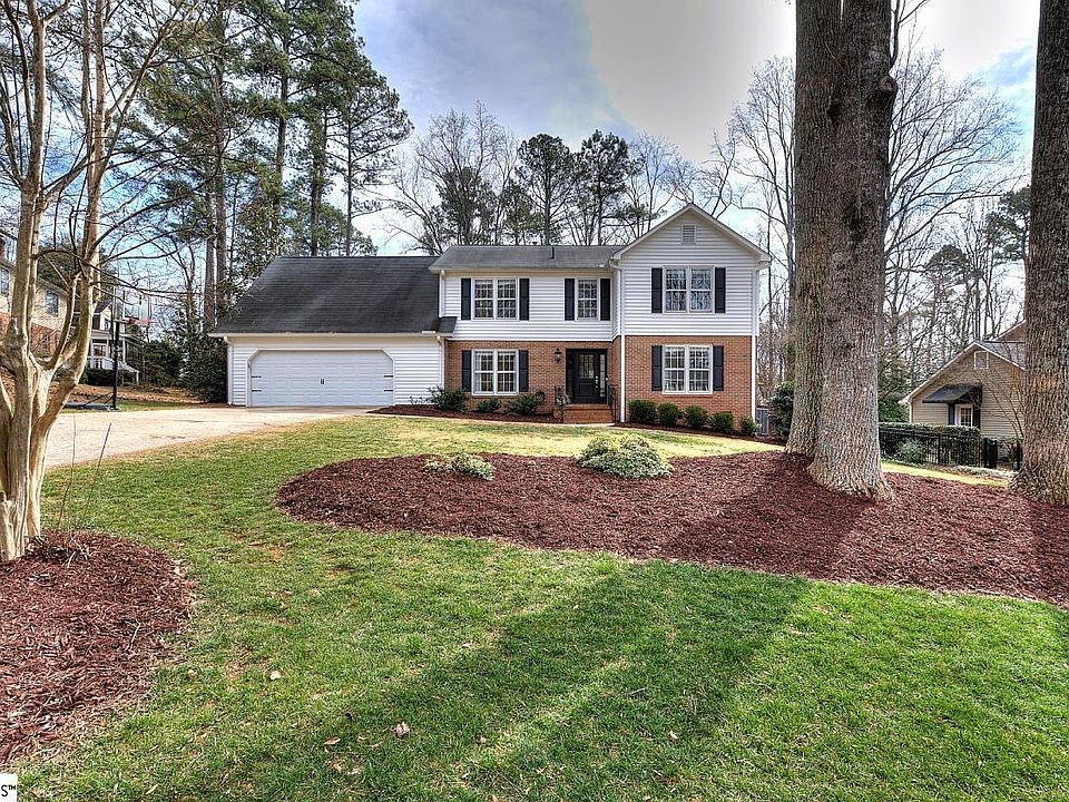 1st image of 203 Grey Stone Ct