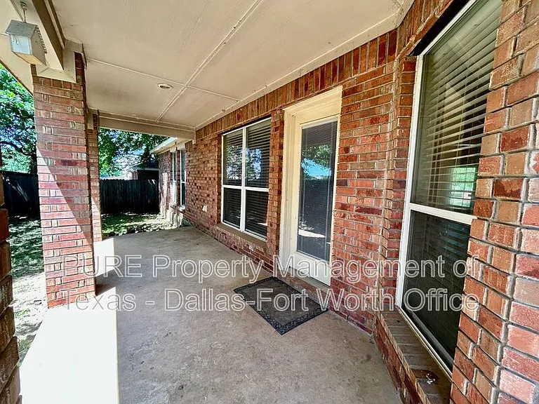 629 Madeline Ct — Photo 34