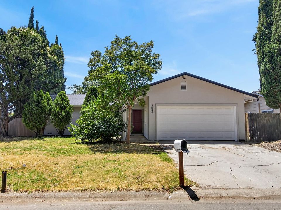 1st image of 2880 Kennedy Dr