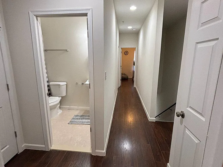 6005 Eads St NE — Photo 20