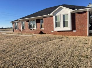 104 Landing Cir, Hazel Green, AL 35750