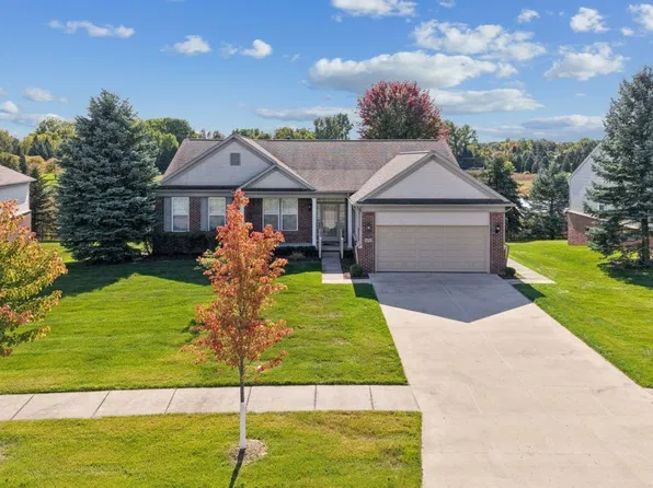 6272 Muirfield Dr, Grand Blanc, MI 48439