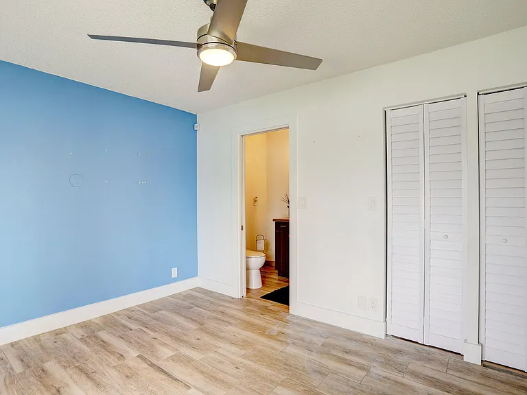639 Banks Rd — Photo 20