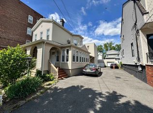 99 W 35th St #1, Bayonne, NJ 07002