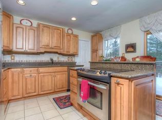 433 Upper Weadley Rd, Wayne, PA 19087
