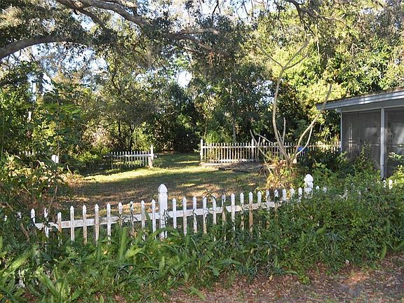 3rd image of 3718 Malec Cir