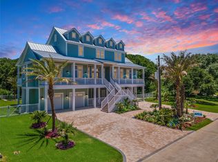 3407 Eckert Dr, Galveston, TX 77554