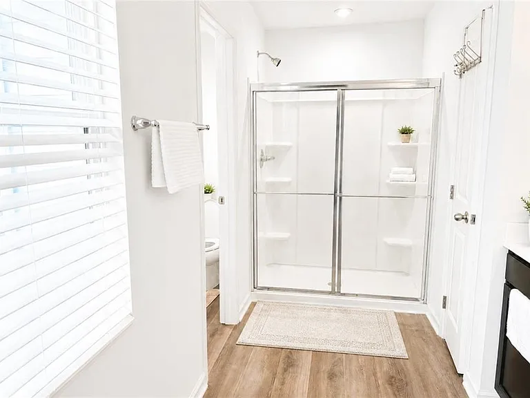 9060 Celtic Dr — Photo 9