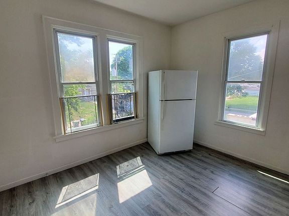 2nd image of 2508-2508A N 35th St