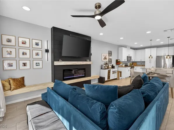 988 Via Panfilo, Henderson, NV 89011