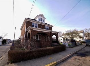 108 Chestnut St, Coraopolis, PA 15108
