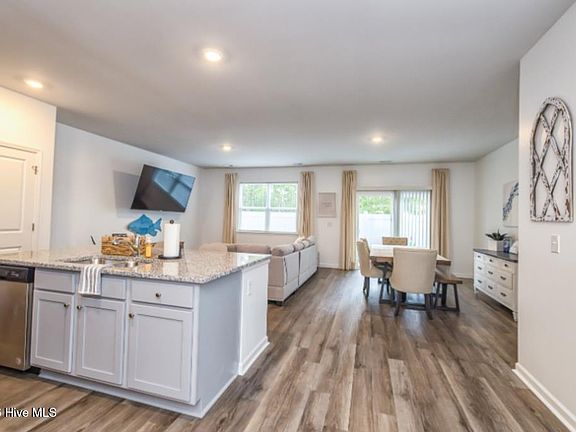 5th image of 1658 Killdeer Lane