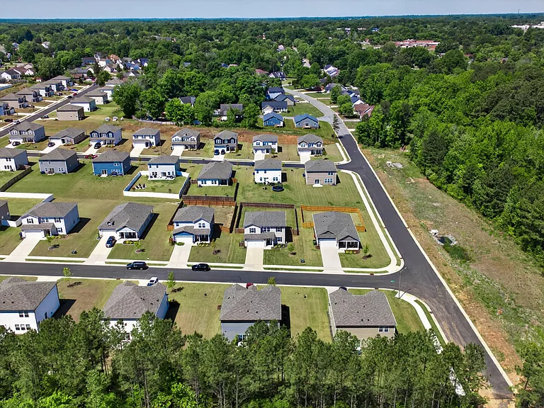 676 Winesap Dr — Photo 35