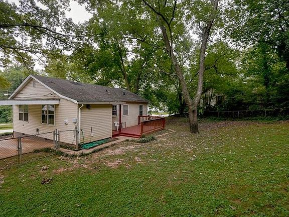 4th image of 1149 Burbank Cir