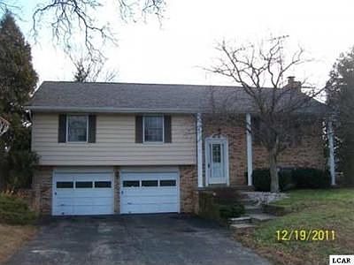 1st image of 6943 Essex Dr
