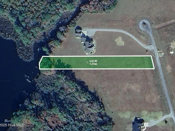 42 Winfield Ln, Pinetown, NC 27865