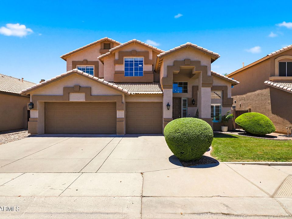 1st image of 740 N BRADLEY Drive