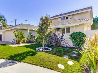 8342 Arnett Dr, Huntington Beach, CA 92647