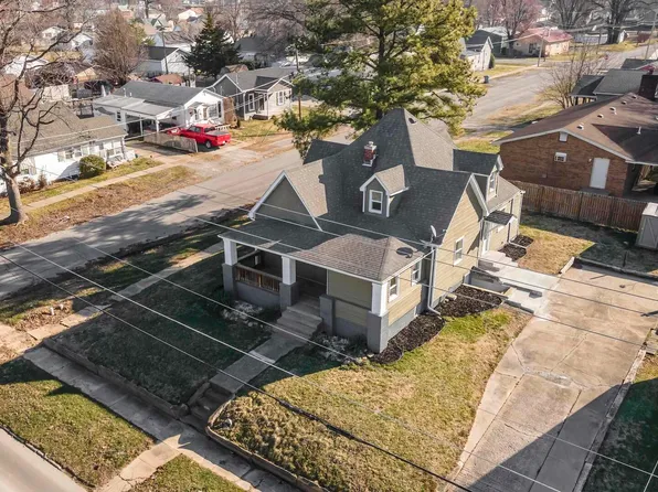913 N State St, Marion, IL 62959
