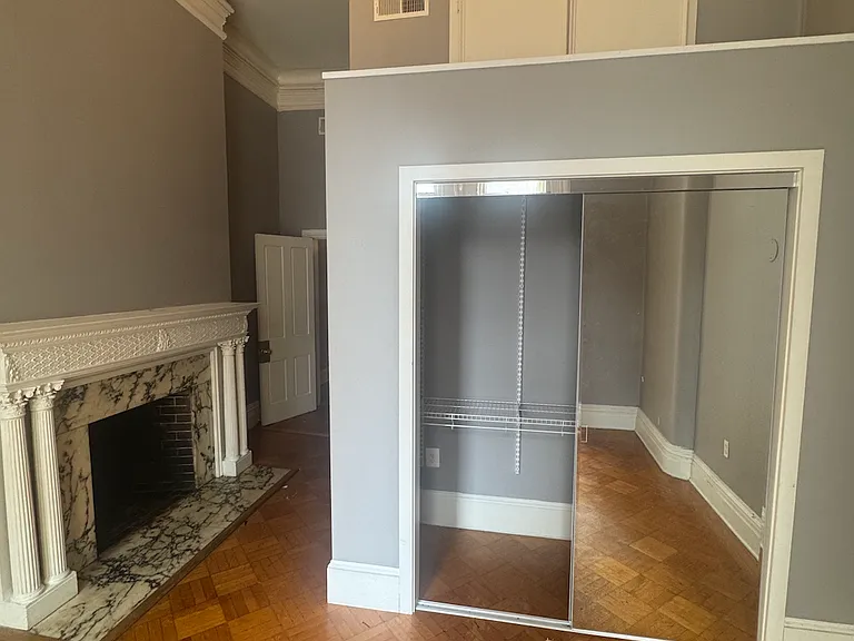 12 E Chase St #1A — Photo 11