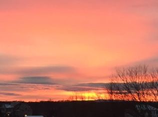 19 Spruce St, Highland, NY 12528